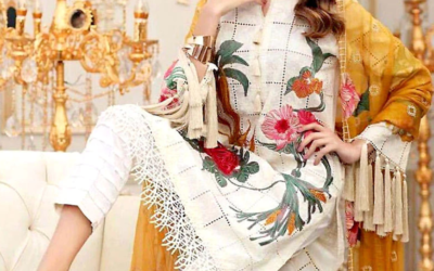 Pakistani Suits Lawn: The Perfect Summertime Clothing