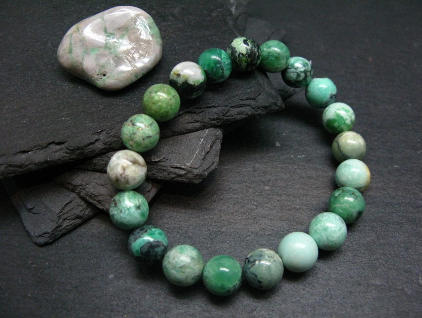 Unveiling the Healing Powers of a Variscite Bracelet