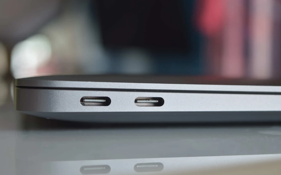 MacBook Charger USB-C