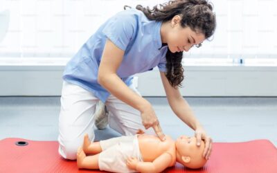 Child Care First Aid Guide: Tips and Training Insights