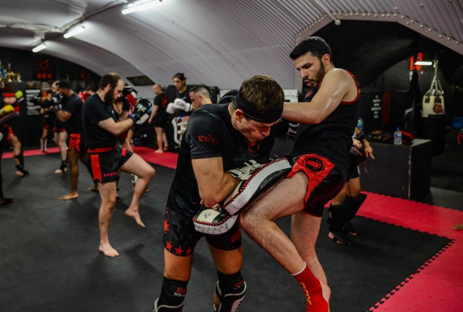 Unlock Your Potential: The Top 5 Benefits of Enrolling in Muay Thai Classes