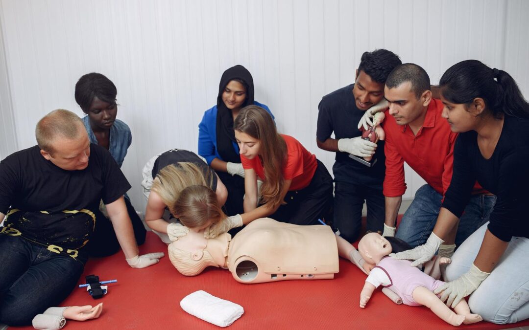 Top Reasons to Pursue an Advanced First Aid Course Today